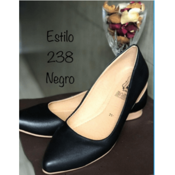 Shoes Style Flat for Lady in Black Color